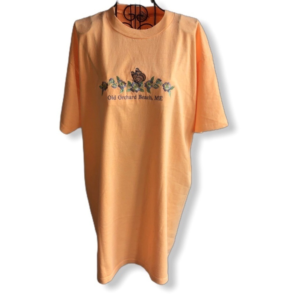 Embroidered Old Orchard Beach, Maine T-shirt/Tunic Peach Size Medium